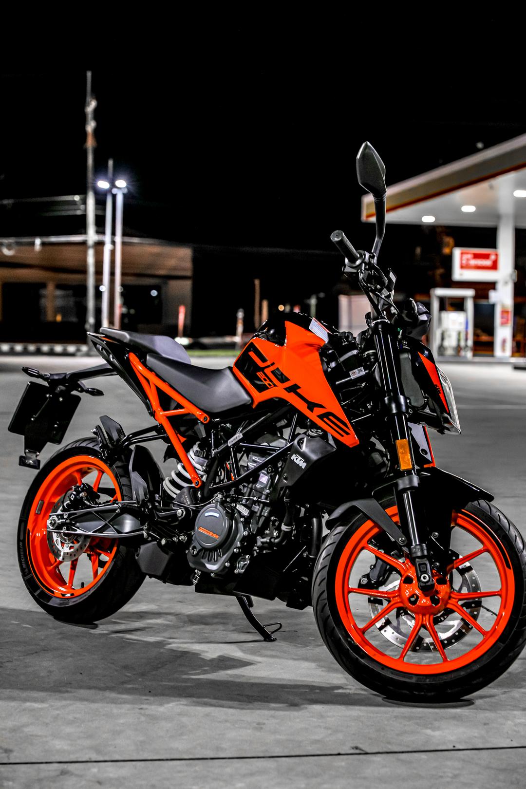 KTM Duke 200