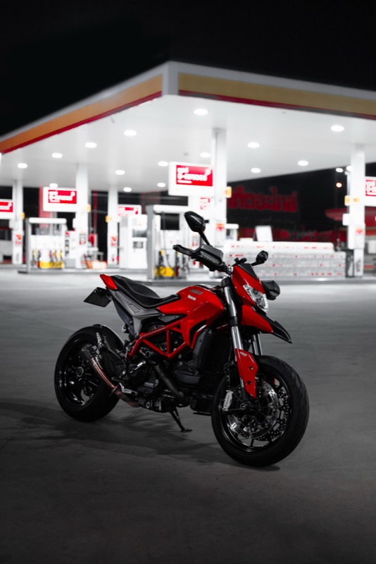 Ducati Hypermotard 939